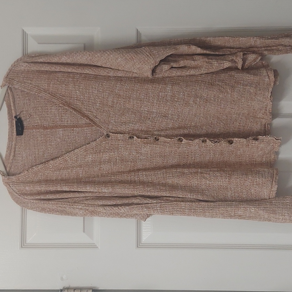 Urban outfitters cream and burnt orange  v-neck oversized shirt size XL